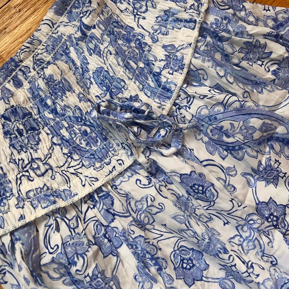 Flowy Printed Pants - Picture 3 of 3